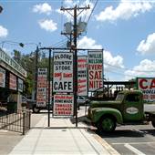 Floore's Country Store