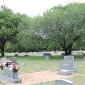 Oak Wood Cemetery
