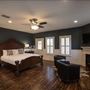 Gruene River Hotel & Retreat
