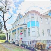 House at 1211 South Sycamore Street
