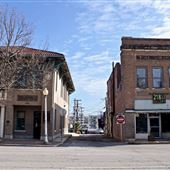 218 Coop Gallery
