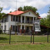 Homestead Vineyard & Winery at Ivanhoe