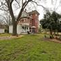 Zu-Bolton House