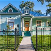 Lutt House