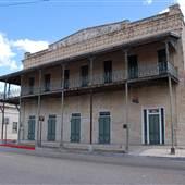 Madison Street Neighborhood