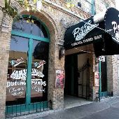 Pete's Dueling Piano Bar