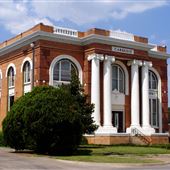 Terrell Heritage Museum in Old Carnegie Library