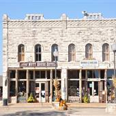 The Historic Nutt House Hotel