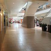 Lakeline Mall