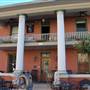 Flamingo Flatts Inn