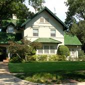 River Oaks Neighborhood