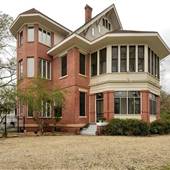 Zu-Bolton House