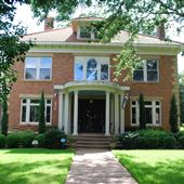 House at 638 South Magnolia Street