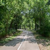 Green Oaks Blvd Rush-Village Creek Trail