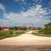 Guitar Ranch - Tye