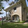 Katy House Bed & Breakfast