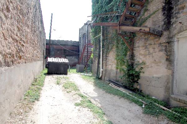 Church Street Alley (5/20/2005)