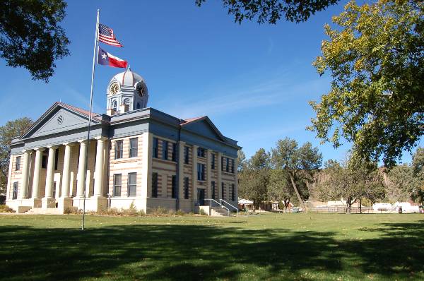 Jeff Davis County Courthouse (11/23/2005)