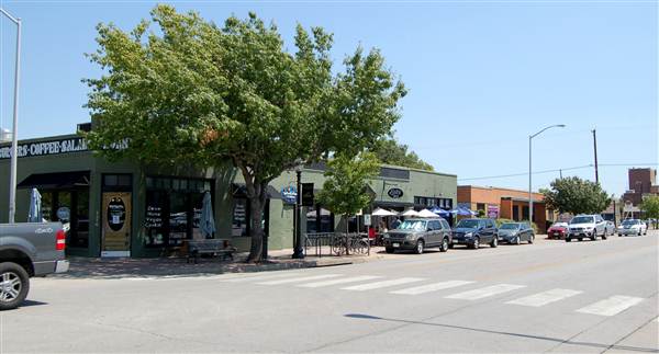 Magnolia Avenue Retail District (8/22/2012)