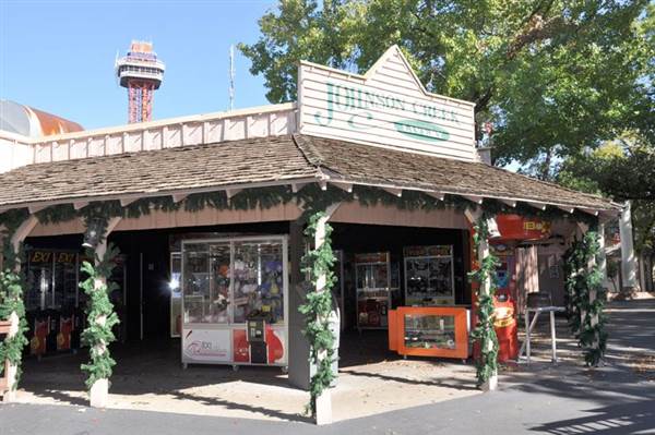 Six Flags Over Texas: Arlington (11/11/2013)