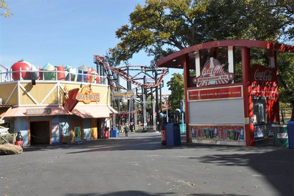 Six Flags Over Texas: Arlington (11/11/2013)