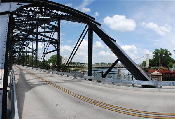 Washington Avenue Bridge (6/19/2014)