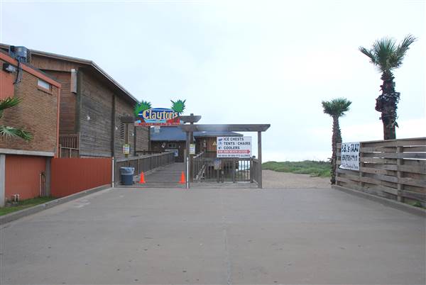 Clayton's Beach Bar & Event Venue (9/24/2014)