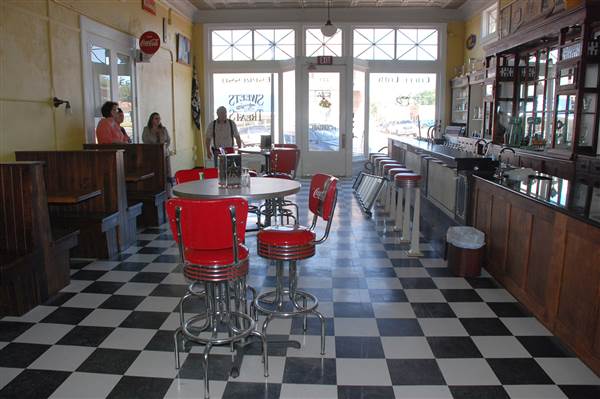 Antique Treasures & Soda Shop (10/2/2014)