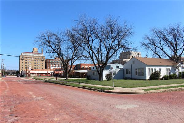 Eastland (4/8/2015)