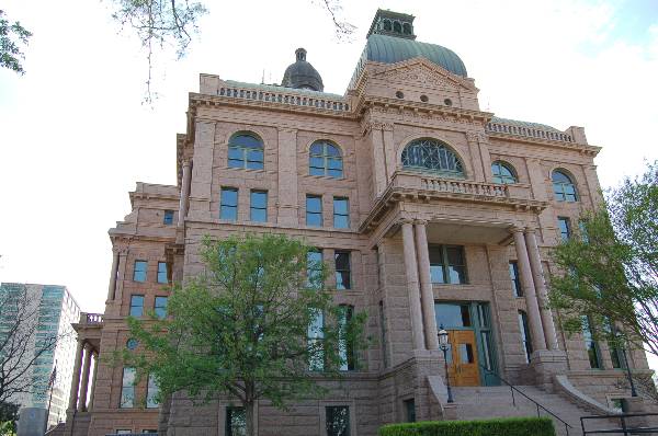 Tarrant County Courthouse (3/25/2007)