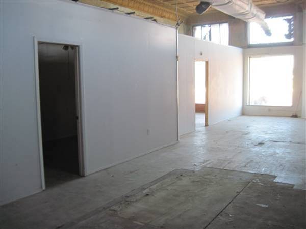 Former Eagle Salon (1/4/2016)