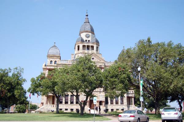 Denton County Courthouse & Museum (8/31/2007)