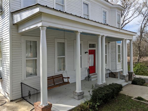 House at 1211 South Sycamore Street (3/8/2018 - Credits: BRENT PAXTON)