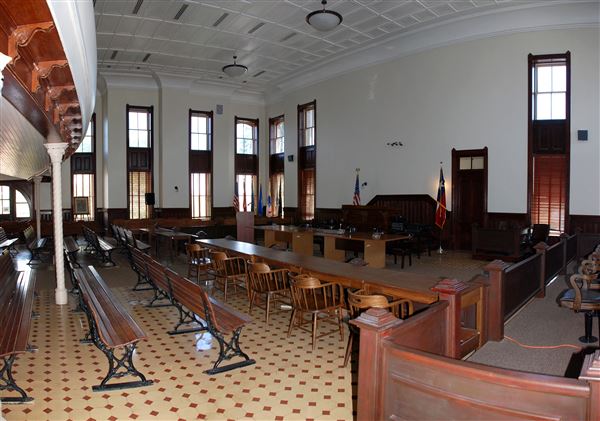 Caldwell County Courthouse (6/8/2017)