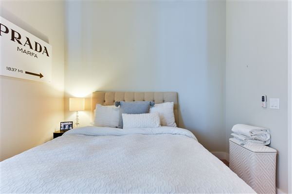 Vineyard Townhome (1/7/2020 - Credits: Robert Kies Photography)