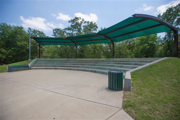 Lick Creek Nature Center (8/15/2019)