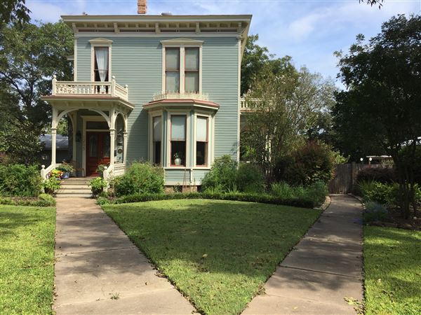 Adolph A. Erhard House (7/21/2020 - Credits: Cindy Aarvig)