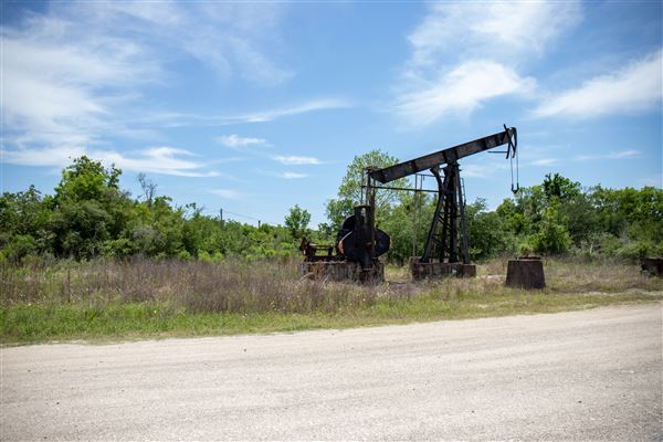Sun Oil Road / Oil Derricks (5/3/2021 - Credits: City of Mont Belvieu)