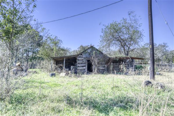 Rural Farm - Two House Property (12/1/2021 - Credits: Adam Brown)