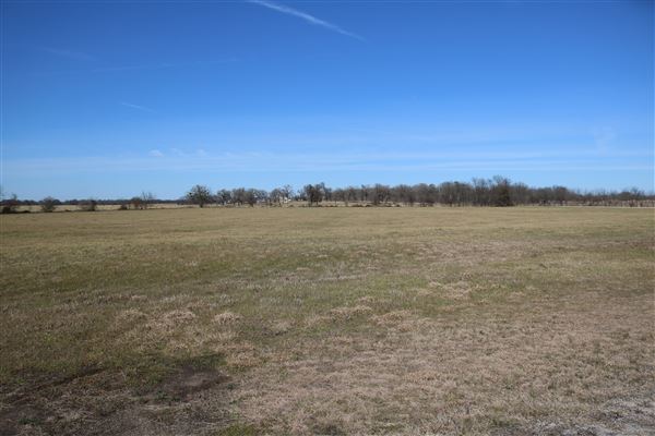 Marlin Municipal Airport (T-15) (2/9/2022 - Credits: Bryan LeMeilleur, Director of Tourism and Marketing)