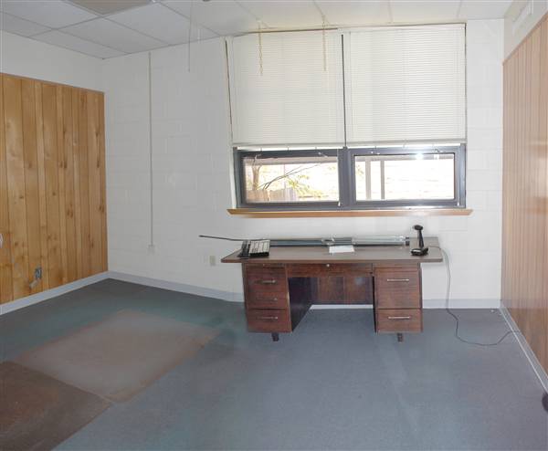 Former Lampasas Junior High (12/15/2009)