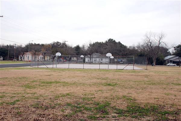Former Lampasas Junior High (12/15/2009)