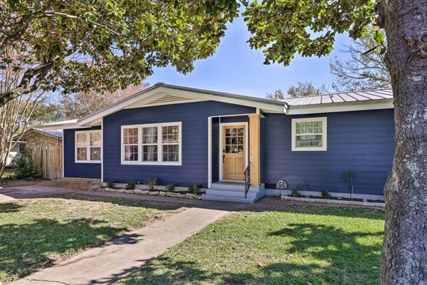 Howdy Haus (1/25/2023)