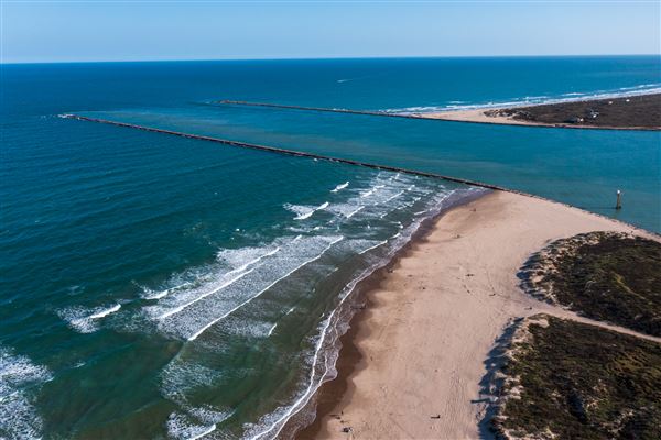 Isla Blanca Park and Jetties (2/3/2023 - Credits: South Padre Island Convention & Visitor Bureau)