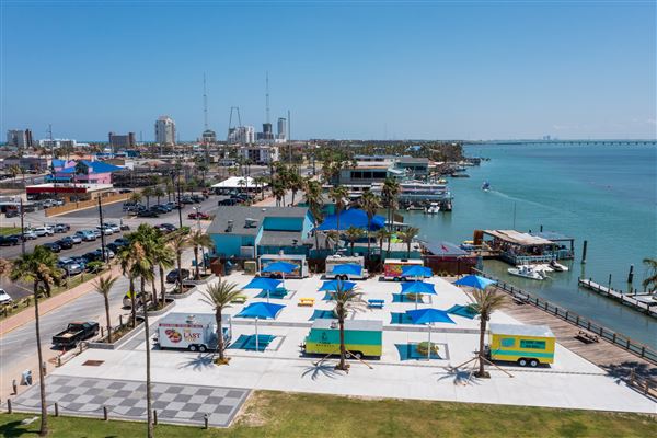 South Padre Island Entertainment District (6/2/2023 - Credits: South Padre Island Convention & Visitors Bureau)