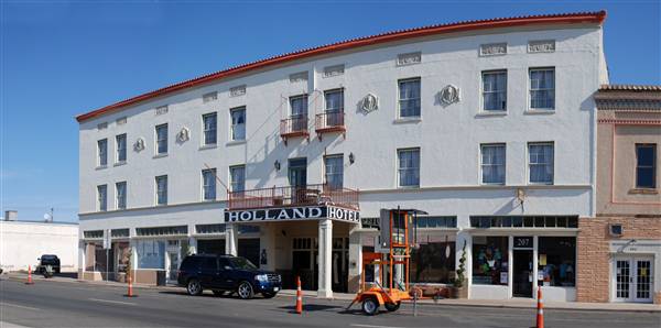 Holland Hotel (6/11/2010)