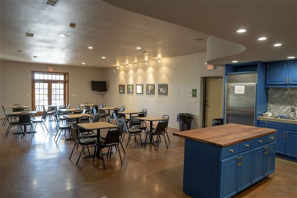 Spiderwood Studios 969 - Soundstages - Building B - Offices / Dining (6/30/2023 - Credits: Studio Owner)