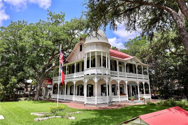 Gruene Mansion Inn (7/25/2023 - Credits: submitted by: Chelsea Eager)