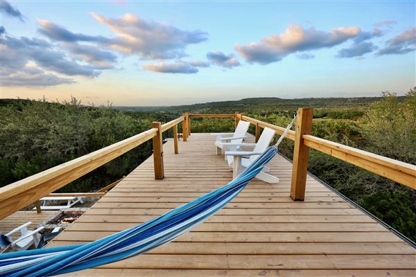 The Yurtopian - Hill Country Resort (6/1/2024 - Credits: @grantdpittman @texas.explorer @billpeary)