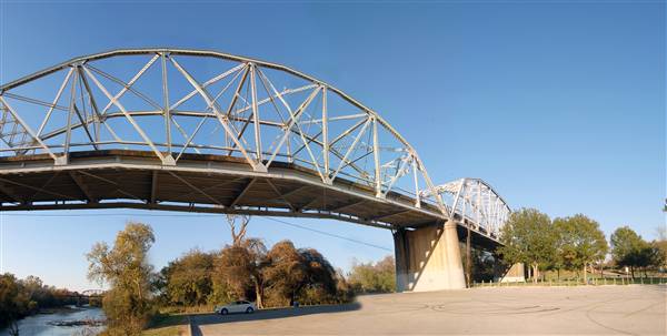 Hwy 71 Bridge over Colorado River (11/17/2006)